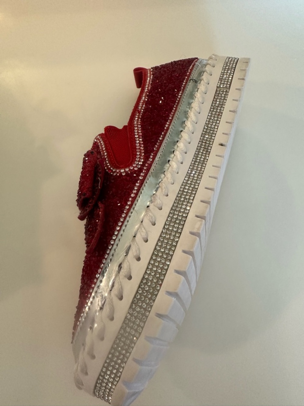 Muguan Red Crystal Embellished Platform Slip-On Sneakers SZ 8.5 or 250 or 39/40 - Picture 9 of 12